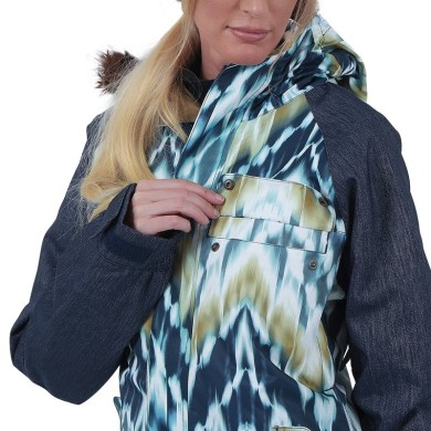 686 Women's Ski - Snowboard Jacket Authentic Bae