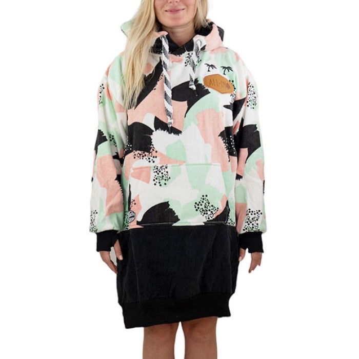 All-In Women's Long Sleeve Poncho Boyfriend All-In Women's Long Sleeve Poncho Boyfriend