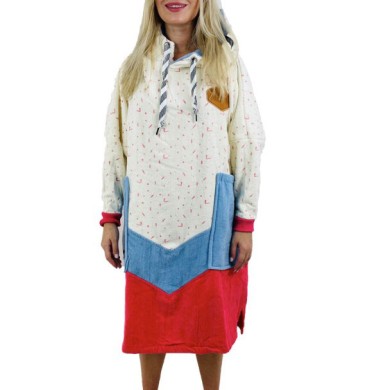 All-In Women's Poncho Long Sleeve All-In Women's Poncho Long Sleeve
