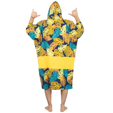 All-In Poncho V Beach Crew