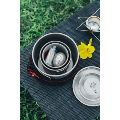 Keith Titanium Tea Infuser Egg-Shaped Camping