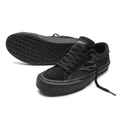 Straye Footwear Logan