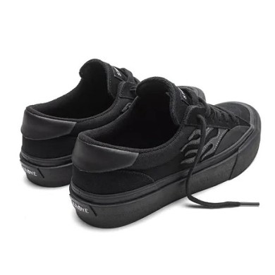 Straye Footwear Logan