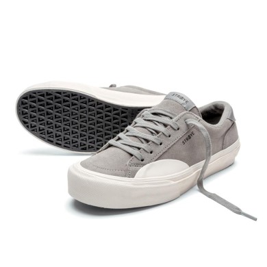 Straye Footwear Logan